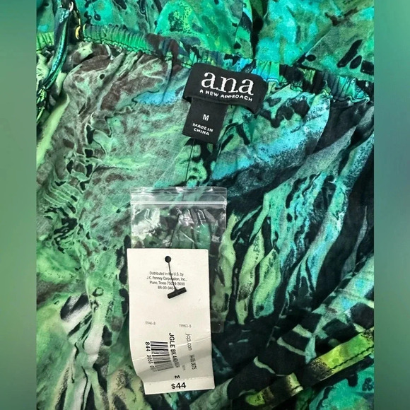 A.N.A. Jungle Amazon Green Romper Half Button Sz M Side Pockets - Picture 5 of 6